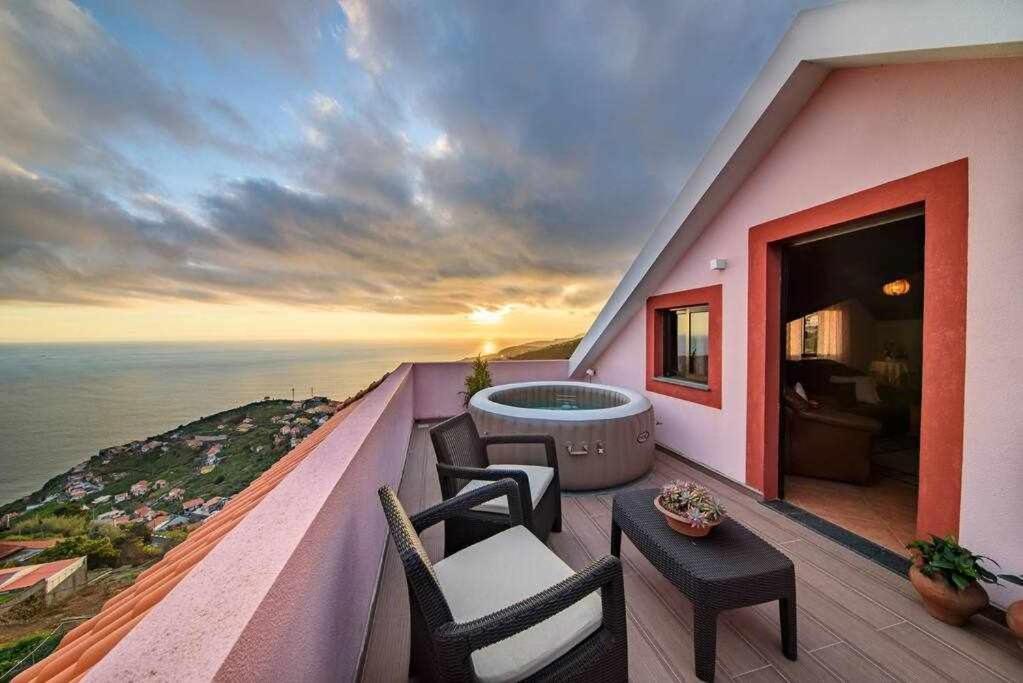Lombo Cesteiro Guesthouse Tabua  Экстерьер фото