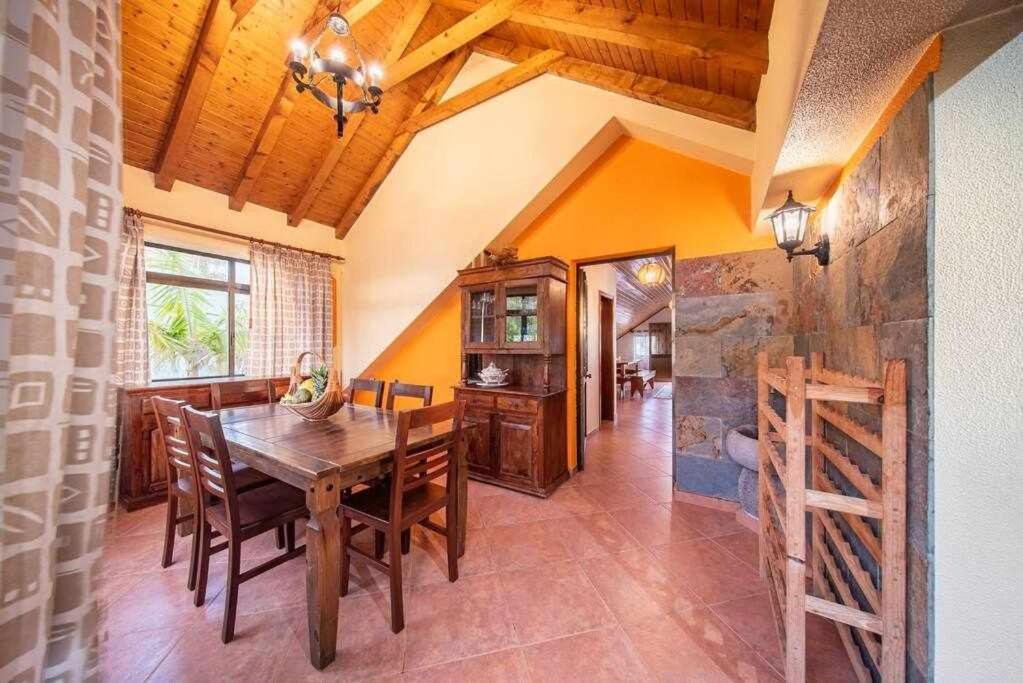 Lombo Cesteiro Guesthouse Tabua  Экстерьер фото
